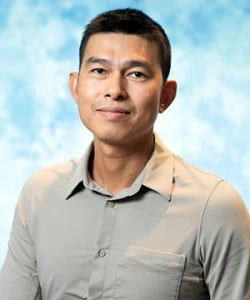 Portrait of Dung H. Tran