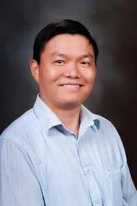 Portrait of Vinh Q. Nguyen