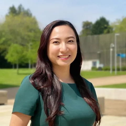 Portrait of Thuy Hang Do