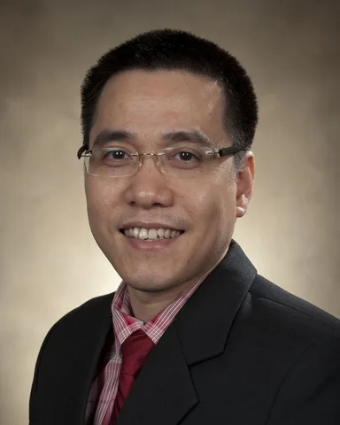 Portrait of Thang N. Dao