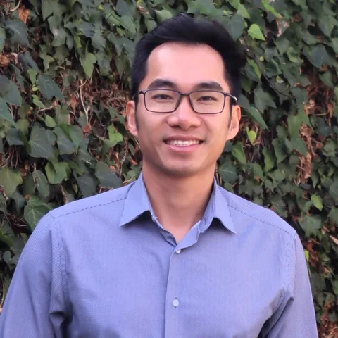 Portrait of Quan Nguyen