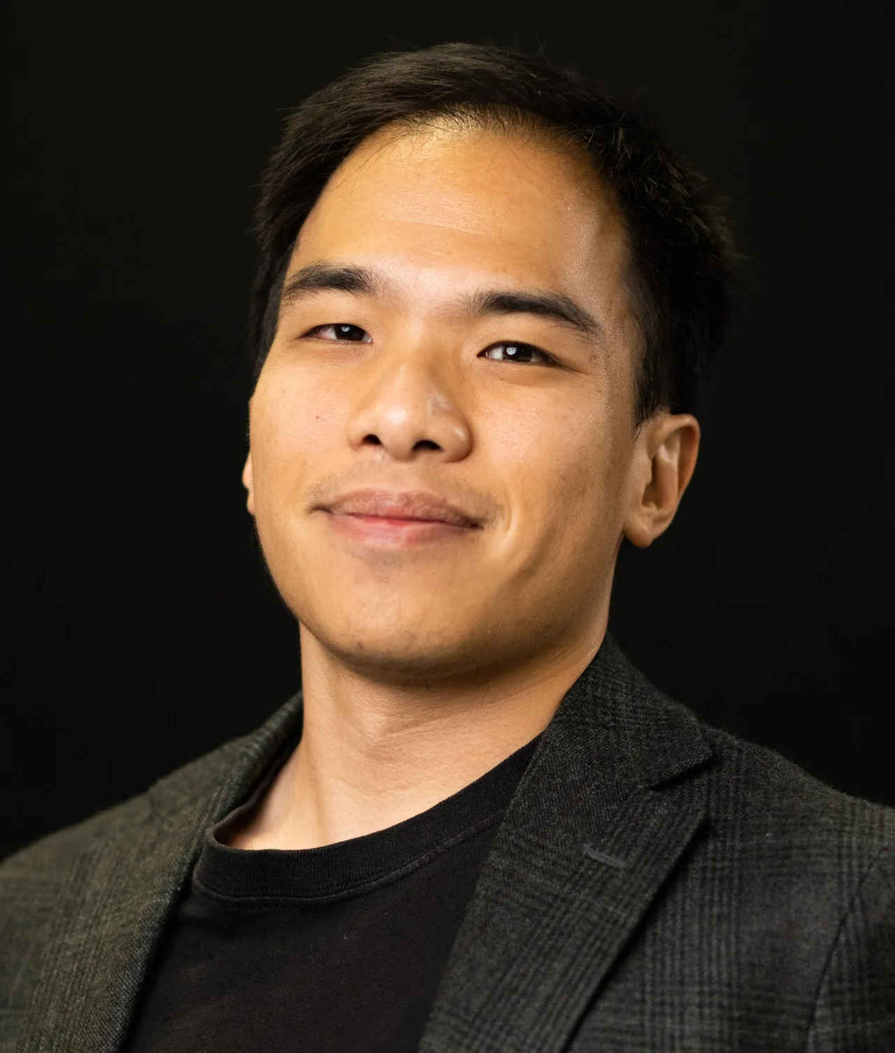 Portrait of Vinh Nguyen