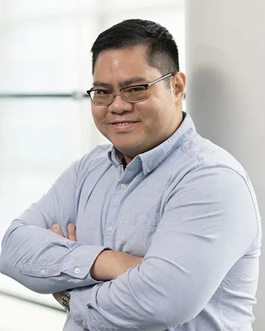 Portrait of Thi Tran