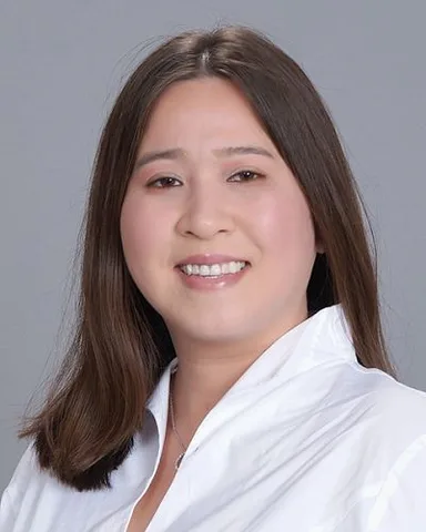 Portrait of Timothea Vo