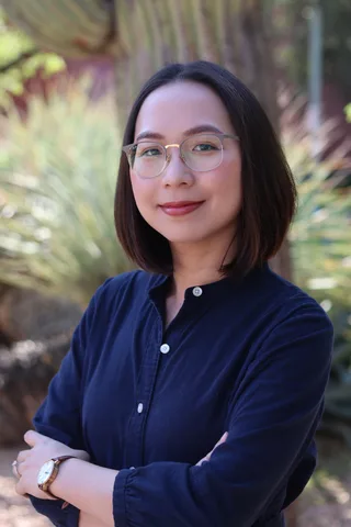 Portrait of Chi Nguyen