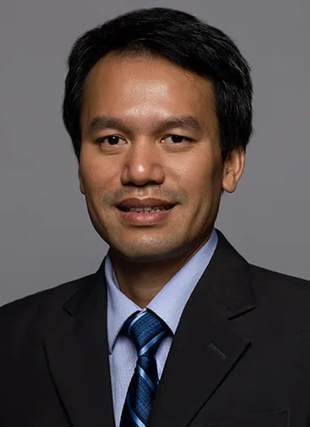 Portrait of Huy Nguyen