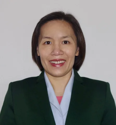 Portrait of Hanh Lam