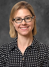 Portrait of Elizabeth Tran