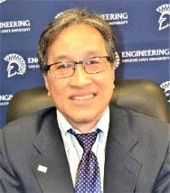 Portrait of Thuy T. Le