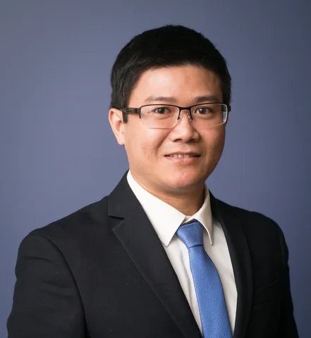 Portrait of Hoang-Phuong Phan