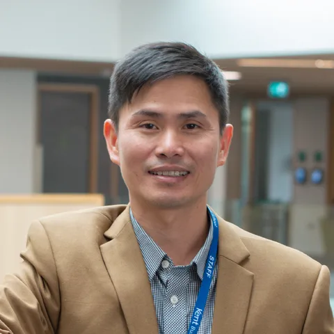 Portrait of Tri-Dung Nguyen