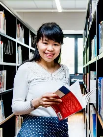 Portrait of Ngoc Hân Nguyen