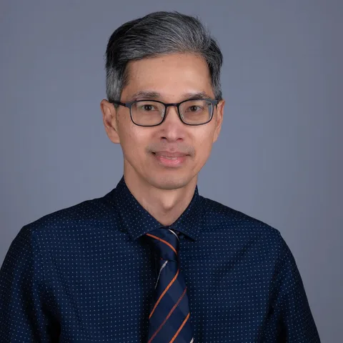 Portrait of Thanh Binh Nguyen