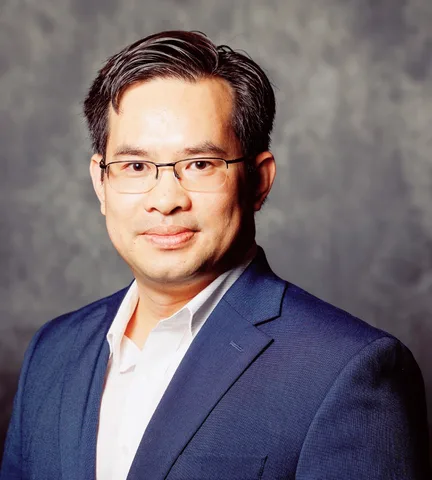Portrait of Hieu P. Nguyen