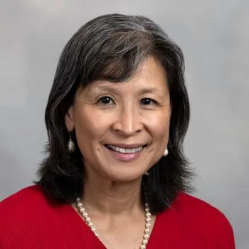 Portrait of Quynh-Thu Le