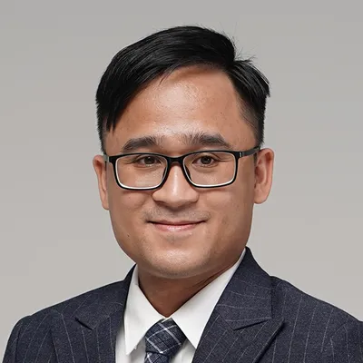 Portrait of Khanh N. Dang