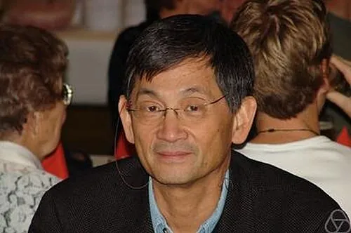 Portrait of Trang Dung Le